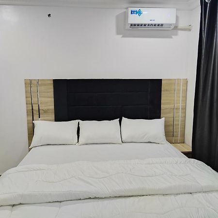Lekki Continental Apartment Лагос Екстериор снимка