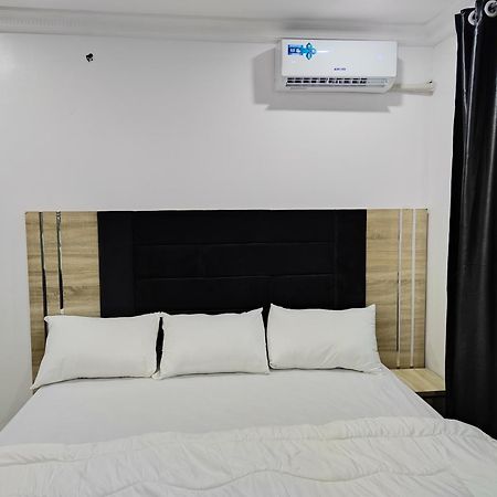 Lekki Continental Apartment Лагос Екстериор снимка